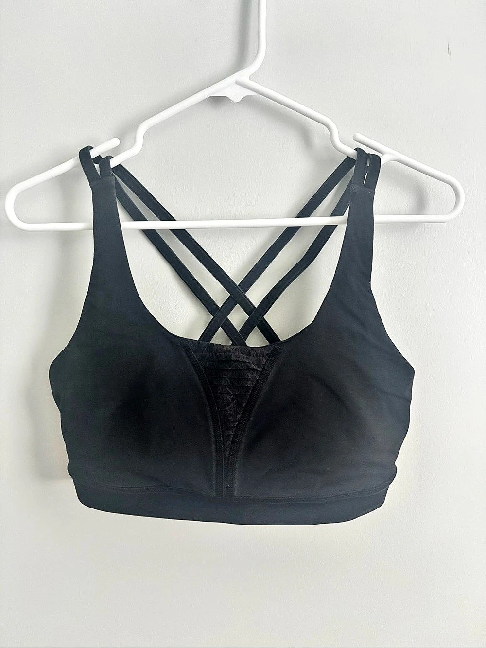 lululemon Energy Bra (Pleat It) ) Black Sports Bra Size 8